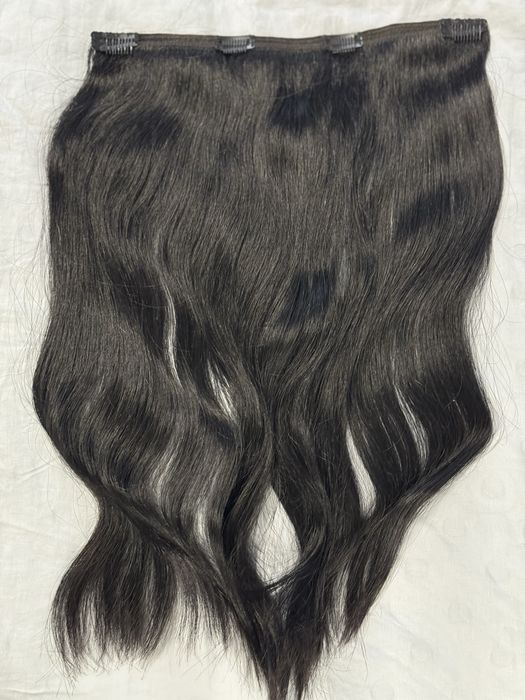 Естествена черна коса