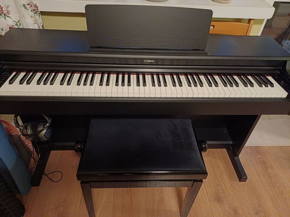 Дигитално пиано Yamaha YDP-164