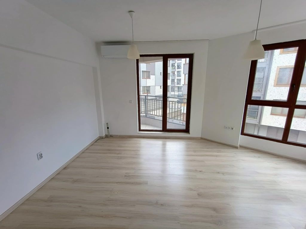 Дава се под наем Двустаен апартамент в Варна, Младост 1 - 50 кв.м за 331.5 € - Снимка #4