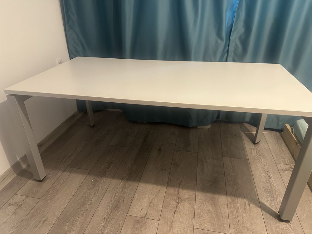 Steelcase Бюро за Работа