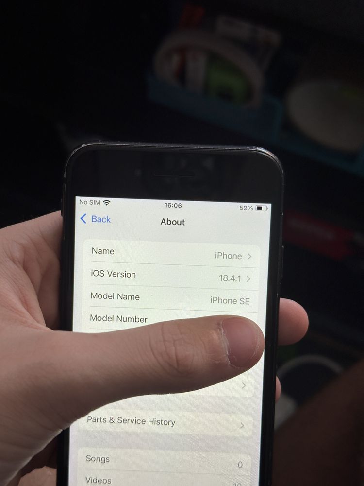 iPhone SE 2020 128GB черен