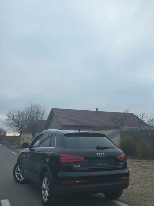 Vand Audi Q3 2012