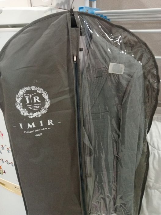 Костюм мужской новый