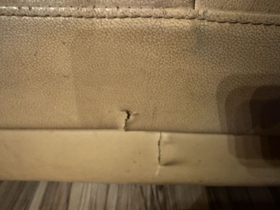 Кожена мека мебел