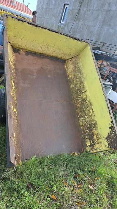 Продавам Дт 20 с инвентар