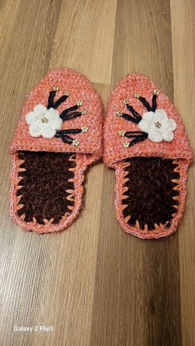 Ръчно плетени чехли