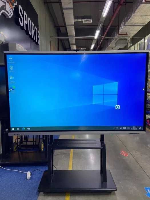 Интерактивная сенсорная 98  доска 4K i5-8GB/256GB Роликовый Кронштейн