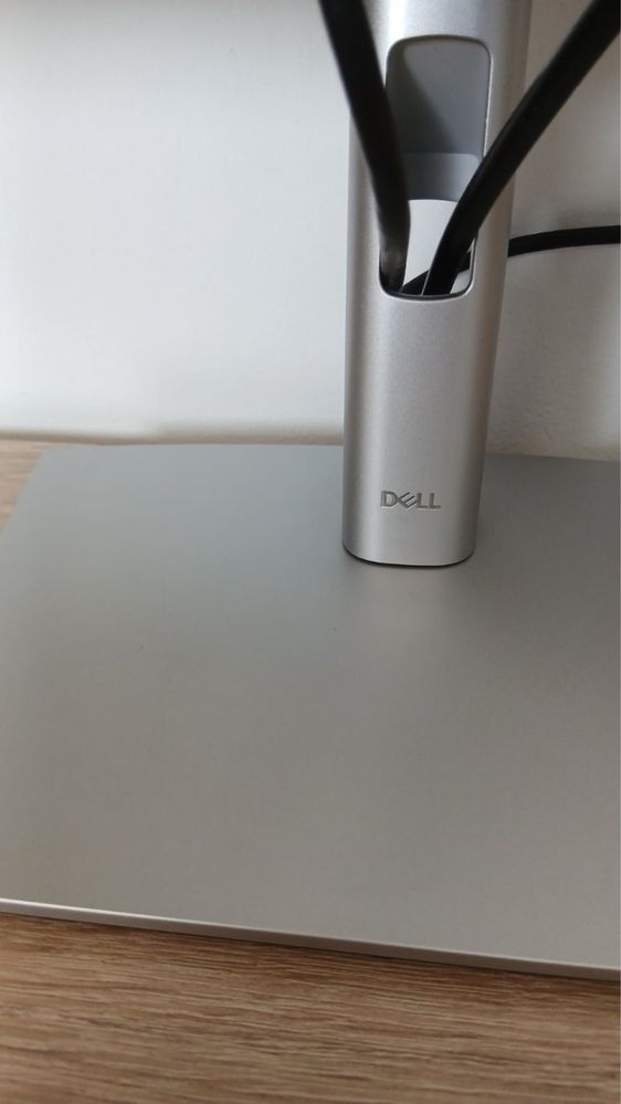 Нов! Монитор Dell - U2421E, 24.1'', WUXGA, IPS, Anti-Glare, USB Hub