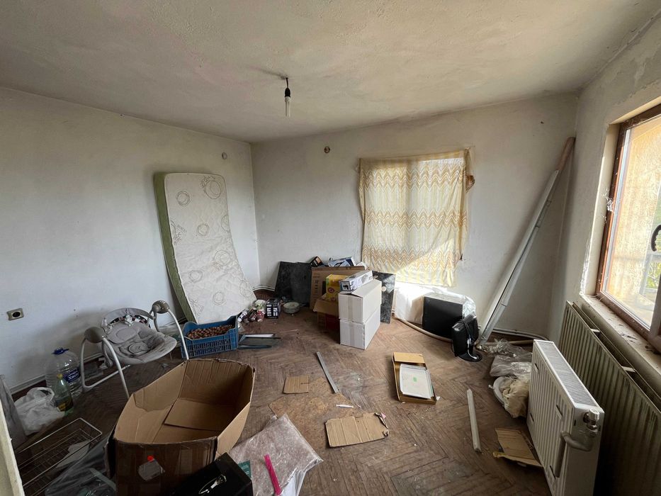 Продава вила в ж.к. Изток над блок 45, гр. Казанлък