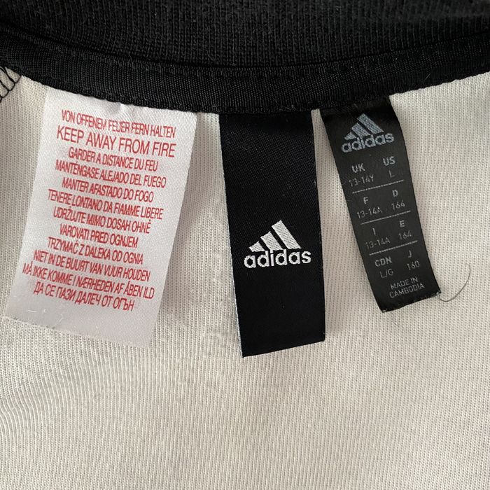 bluza adidas cu fermoar neagra si cu plasa la spate