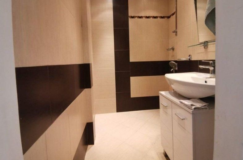 Тристаен апартамент под наем в ж.к. Стрелбище, 2213281