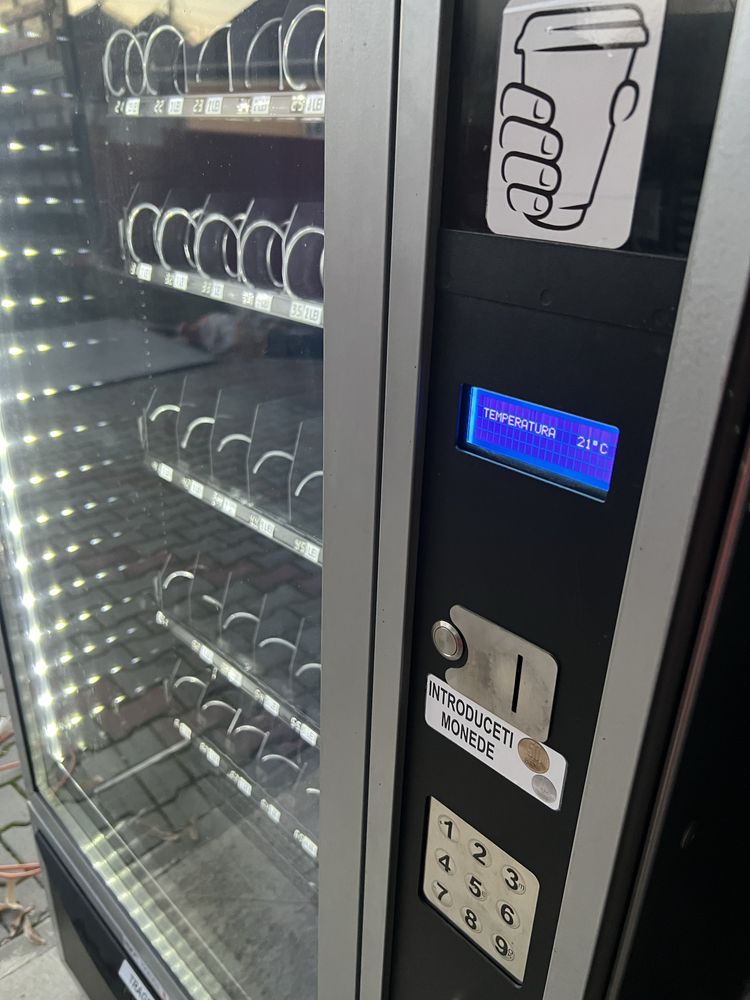 Iarp Laser 8M aparat vending snack si bauturi reci