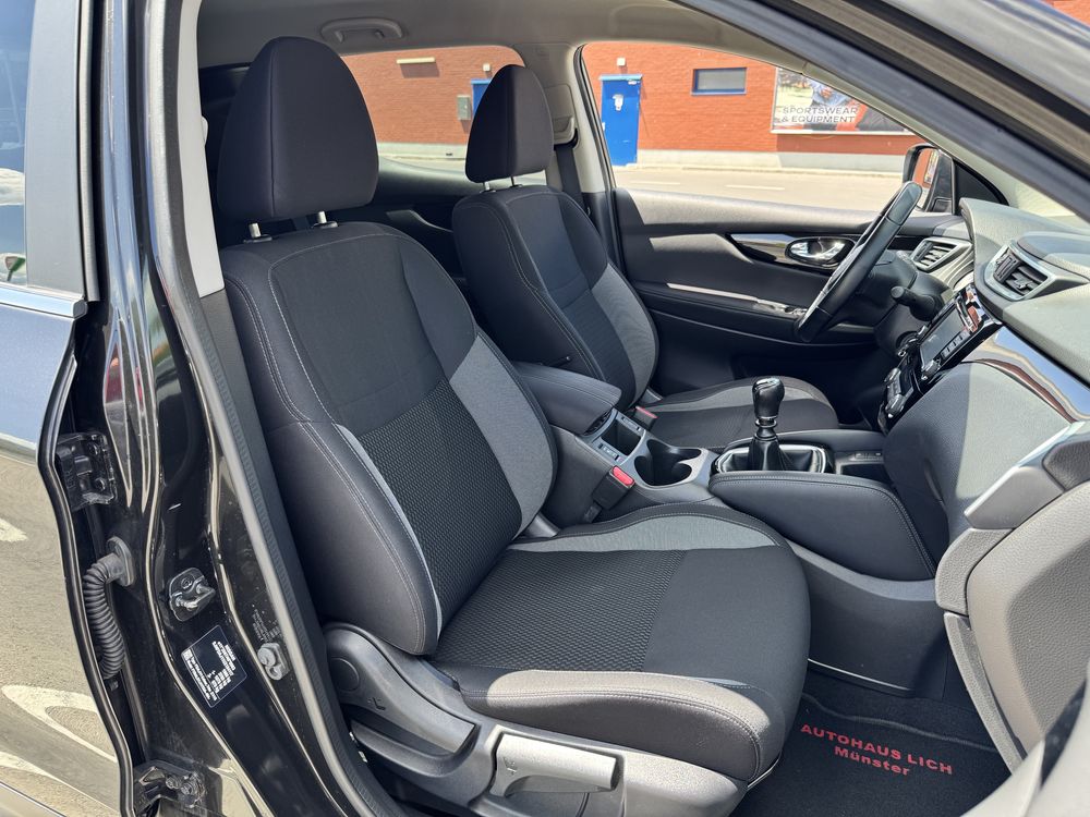 // Nissan Qashqai 2018 // 1.6dci 130 CP // Camera //