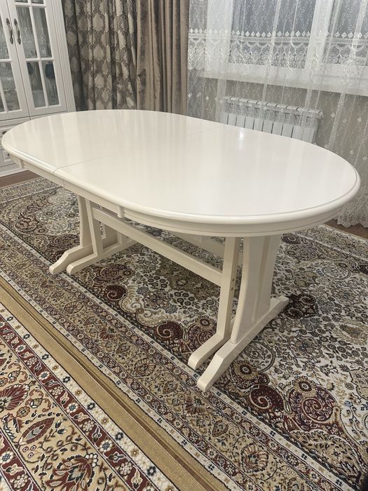 Стол раздвижной для гостинной