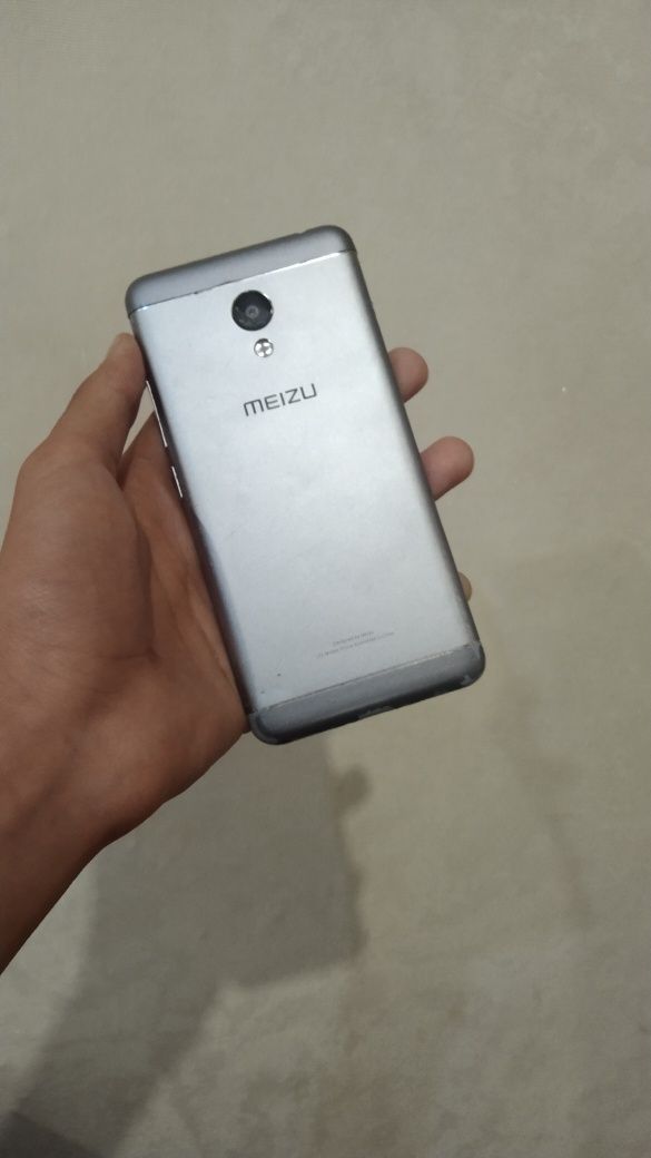 Срочно продам Meizu M3s
