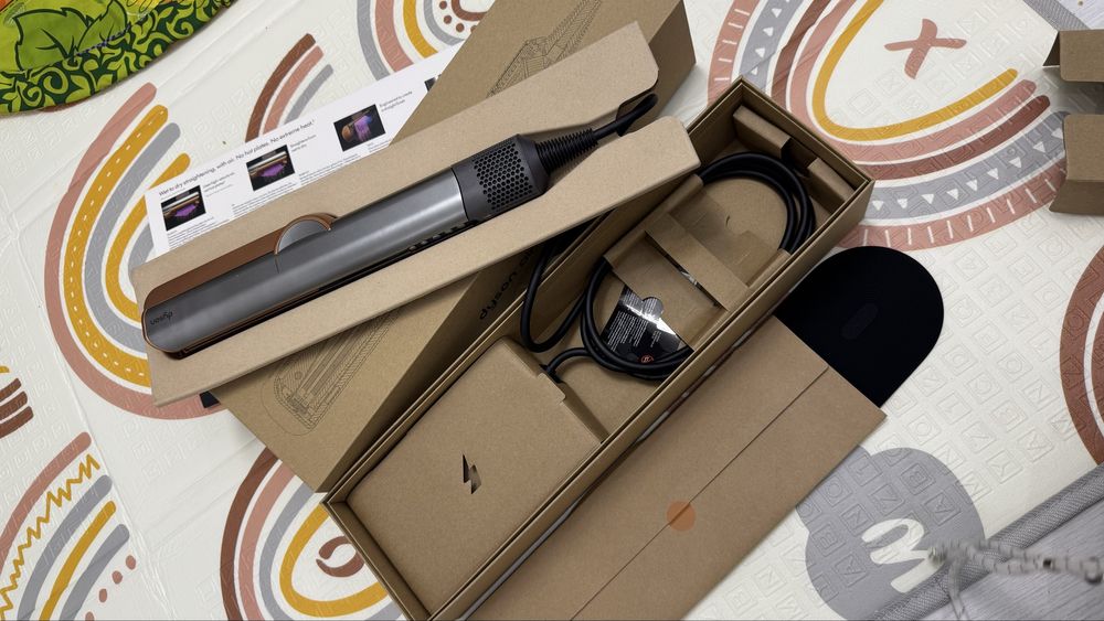 Выпрямитель Dyson Airstrait™