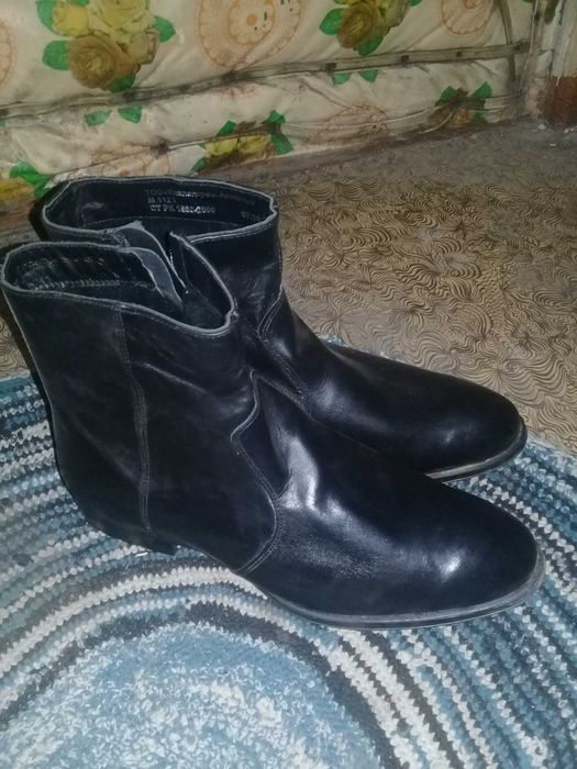 Мужские сапожки  новые