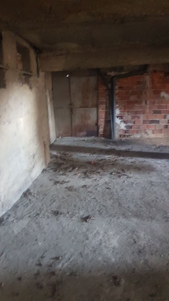 Дава се под наем Промишлена сграда в Дупница - 1800 кв.м за 765 € - Снимка #7