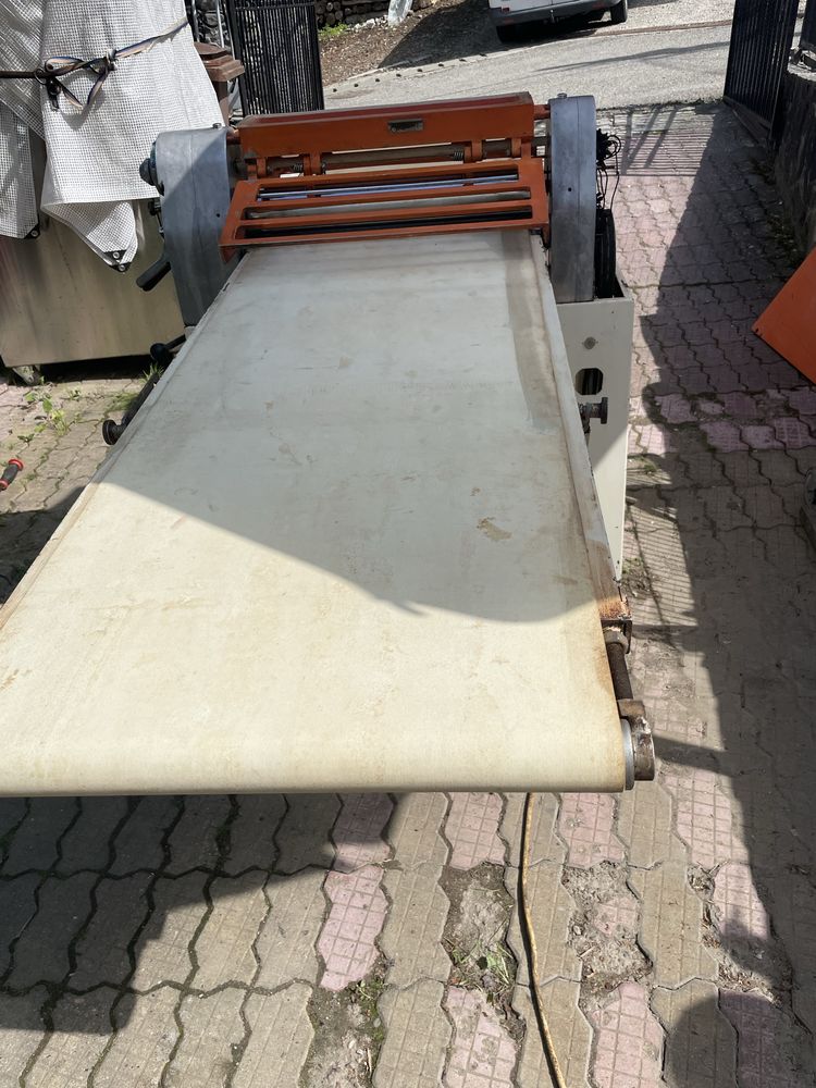 Vând masina turat foietaj rolfix cu banda de 60 cm