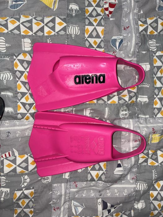 Ласты для плавания,ARENA размер EU 38-39 (USA 6.5-7.5). Б/