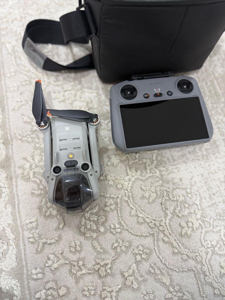 Продам дрон DJI новый