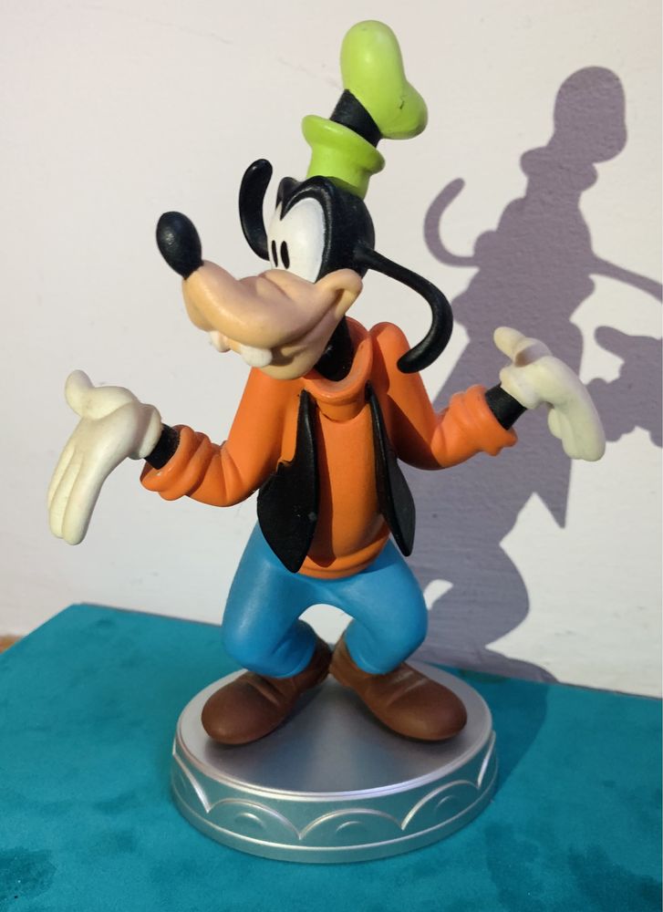 Set nou figurine Disney Mickey si prietenii in dimensiune mare