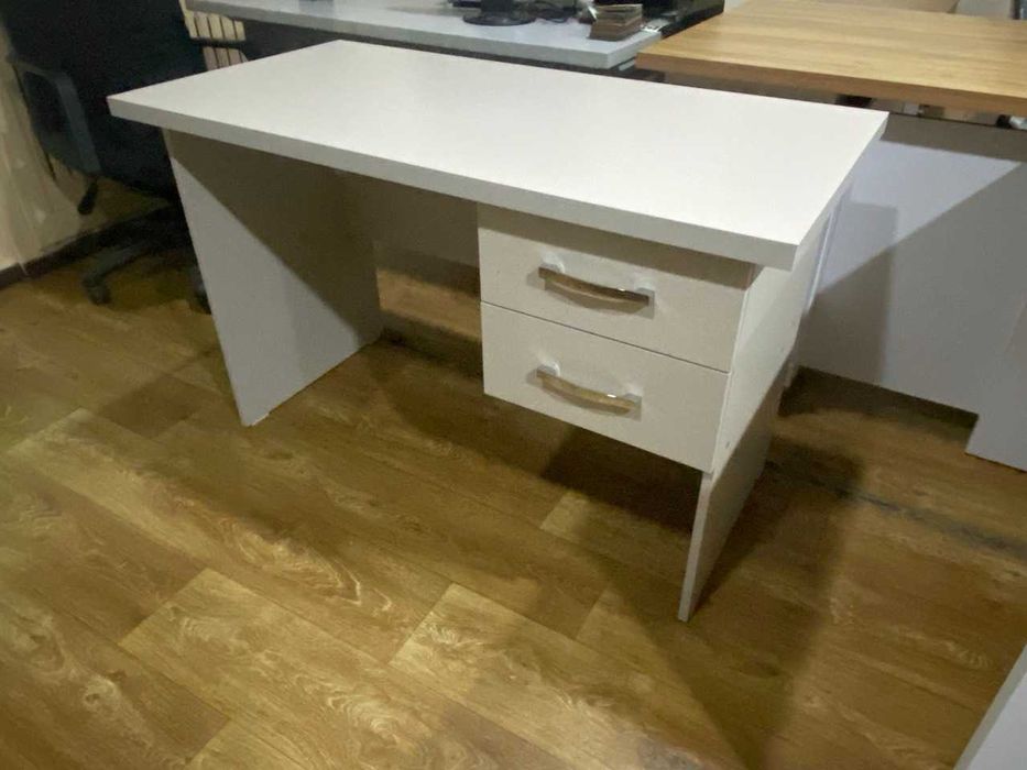 Письменный стол от производителя