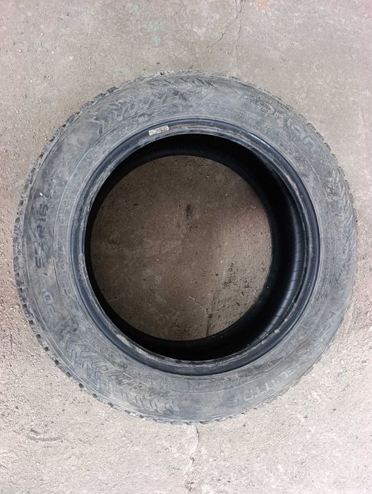 Продам 4 шиповки Nokian Hakkapeliitta 8