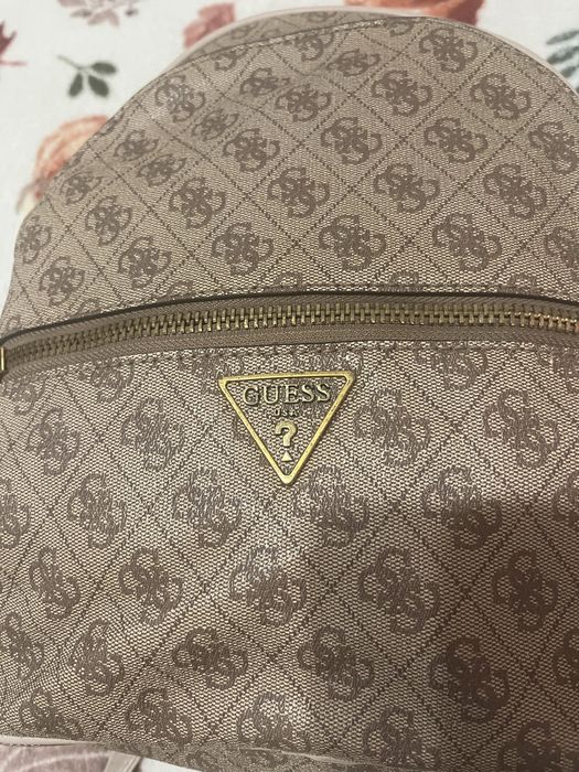 Оригинална раница Guess Manhattan II HWSG71 18330