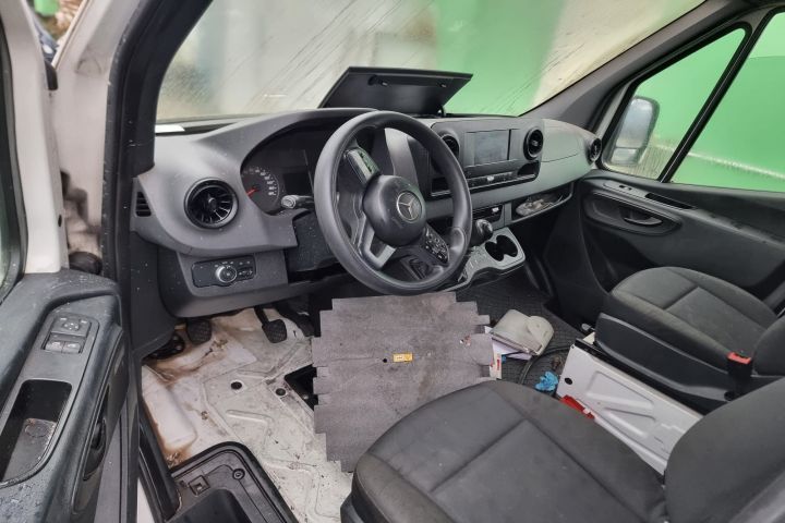 Brat stergator parbriz dreapta A9108203300 Mercedes-Benz Sprinter 3 907  [din 2018 pana  2021] seri
