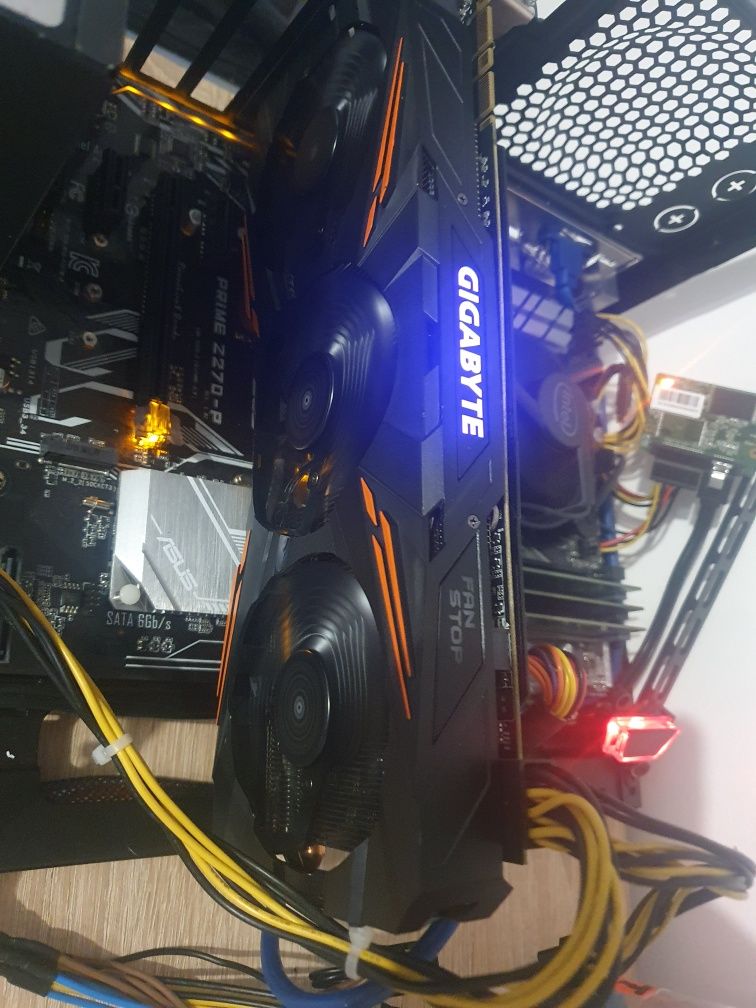 Gtx 1070 gigabyte cu 8gb gddr5