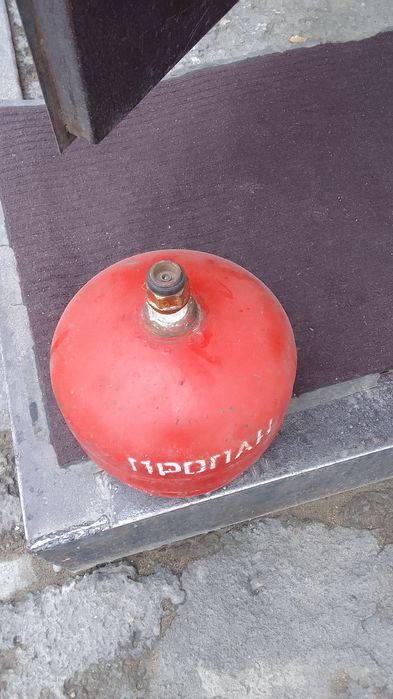Продам газ баллон,маленкии
