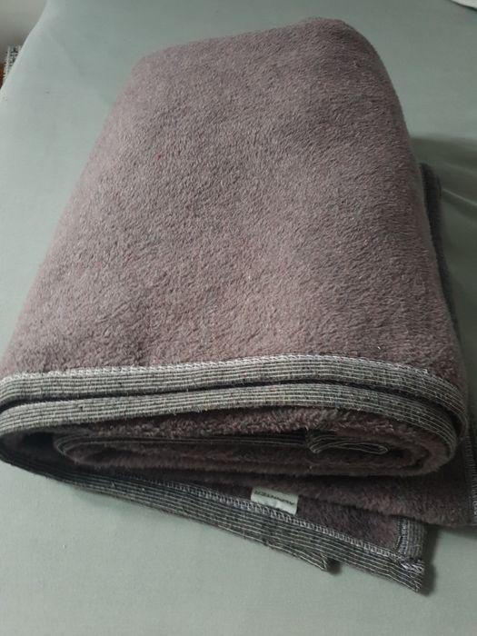 Patura noua călduroasă 150x200 cm