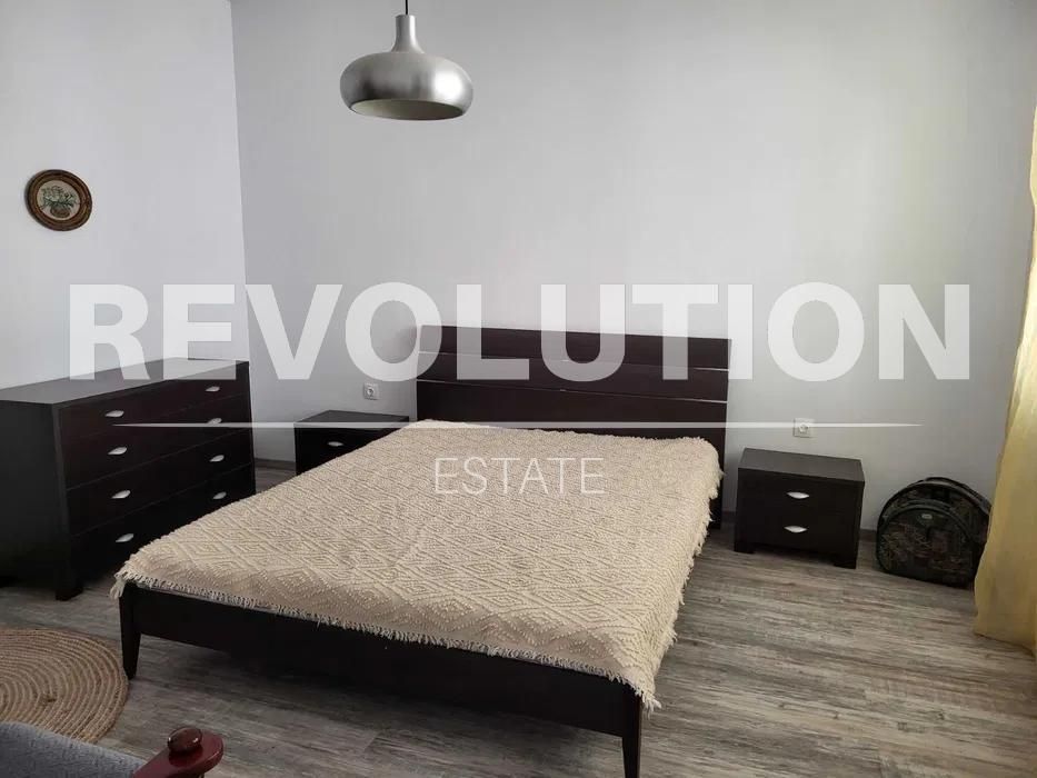 Дава се под наем Двустаен апартамент в Варна, Център - 60 кв.м за 600 € - Снимка #6