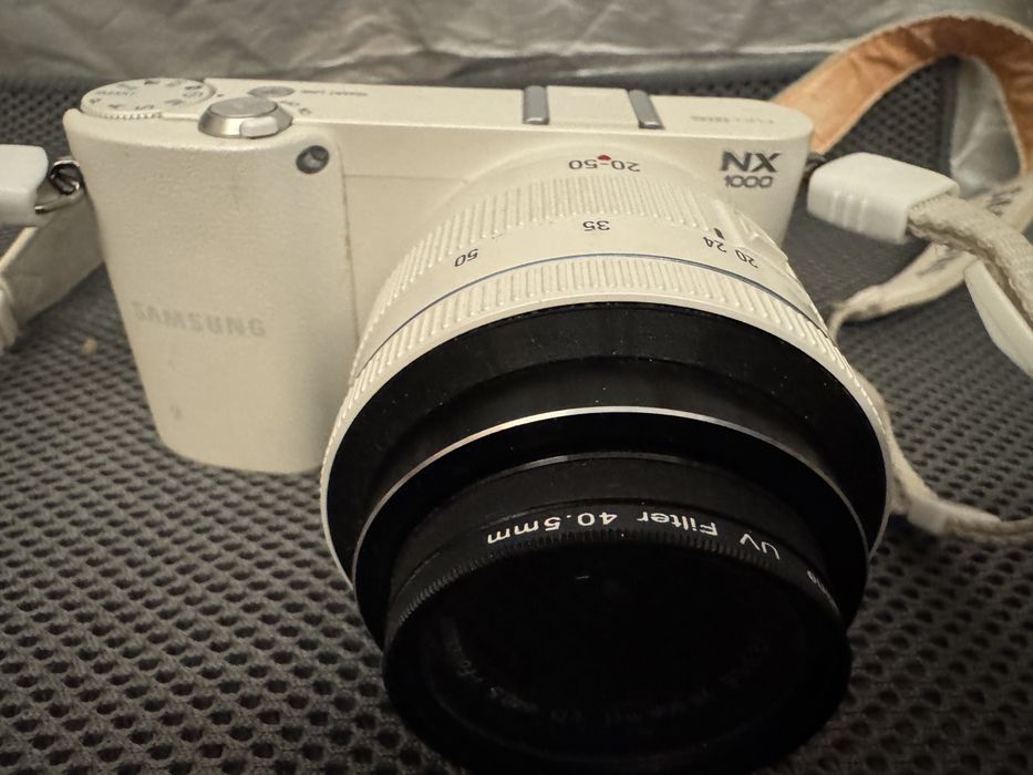 Camera Samsung NX1000, 20.3MP, + Obiectiv 20-50mm