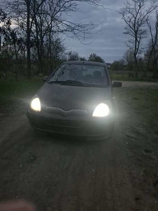 Toyota yaris !!PT CAMP !!