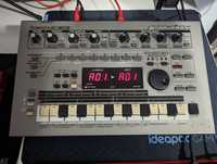 Vând/Schimb Roland MC-303 Groovebox