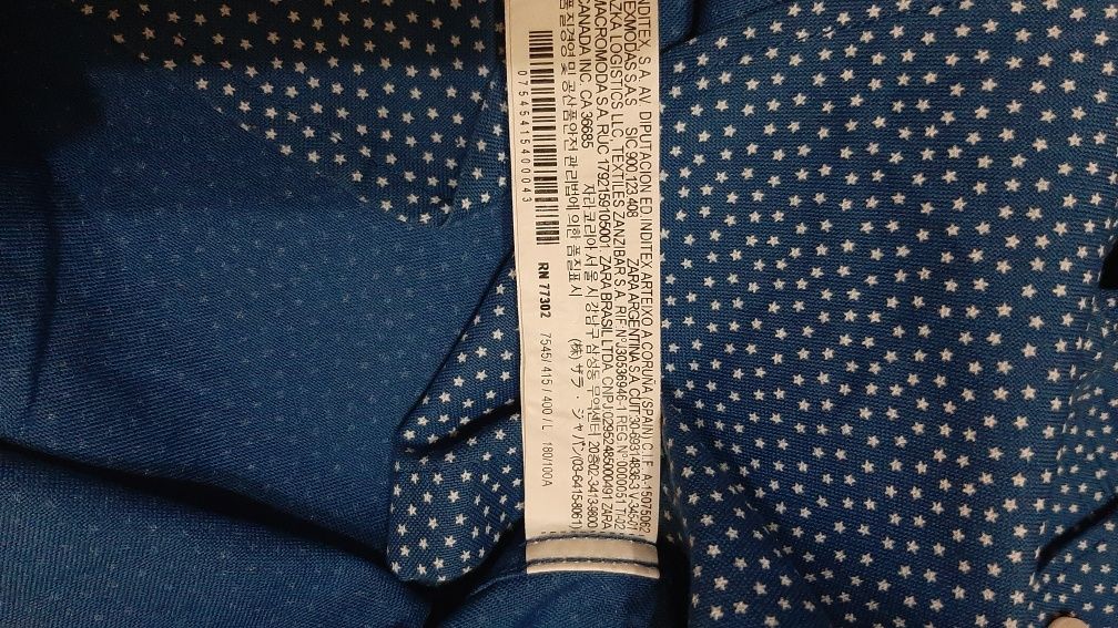 Cămașă  Zara Man marimea M model Slim Fit.
Dim.lg.74 cm,lg.maneci 66 c