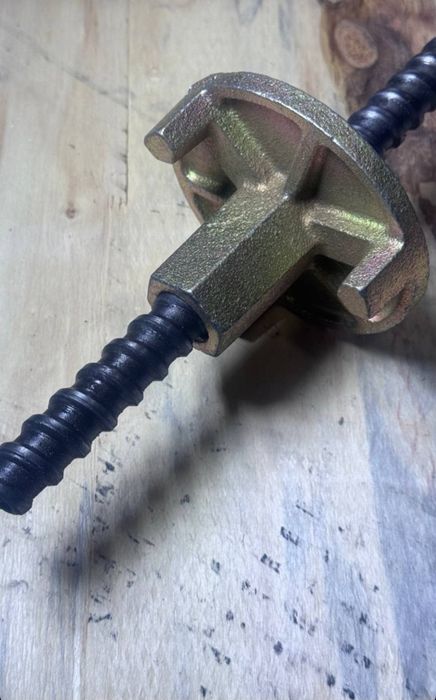 Тайрот : Оцинкованный шпилька, сарик гайка