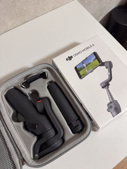 Срочно продам стабилизатор Dji Osmo Mobile 6