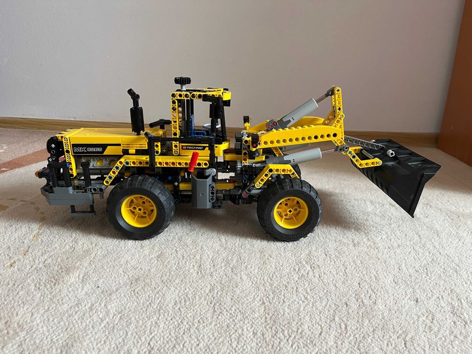 LEGO TECHNIC 8265 и 42068