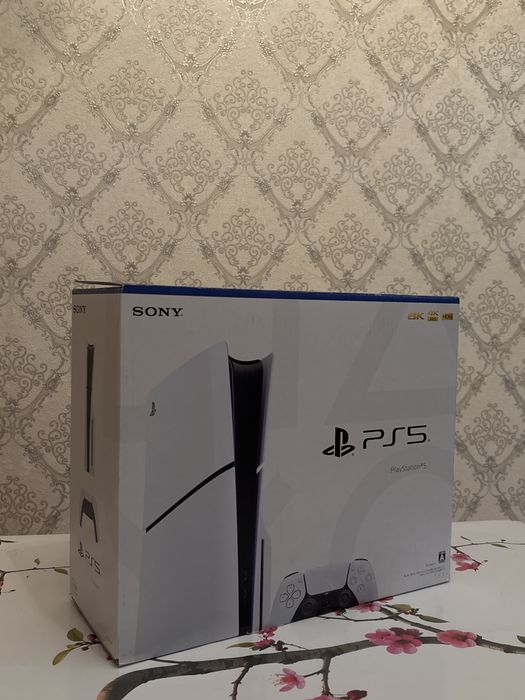 Пс5 слим 1тб фк26 и 22игры