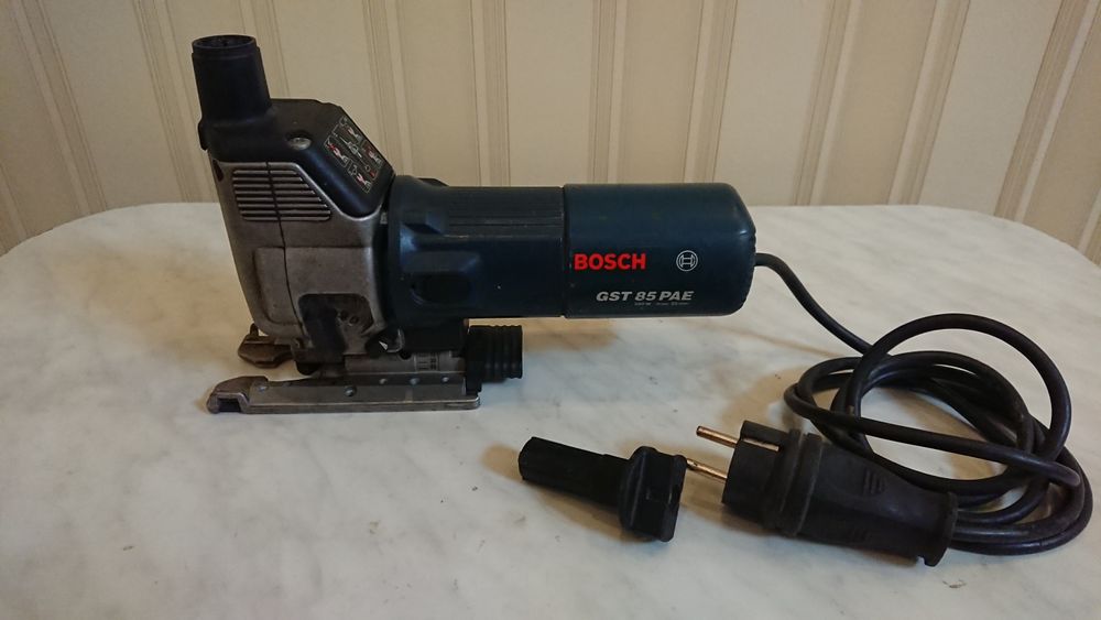 Лобзик электрический Bosch