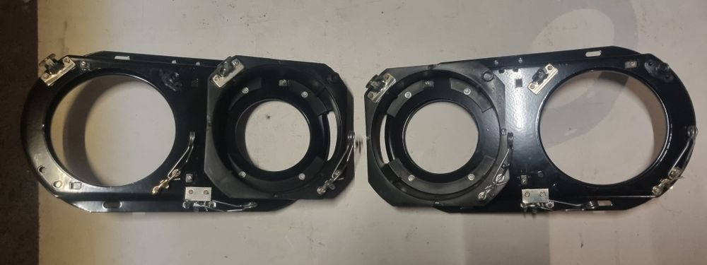 Set suporti faruri noi Dacia 1310