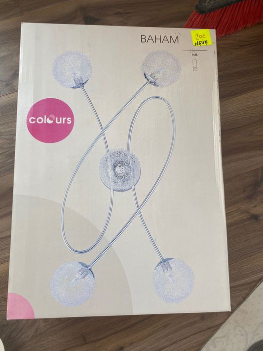 Lustre casa amândouă 300 RON