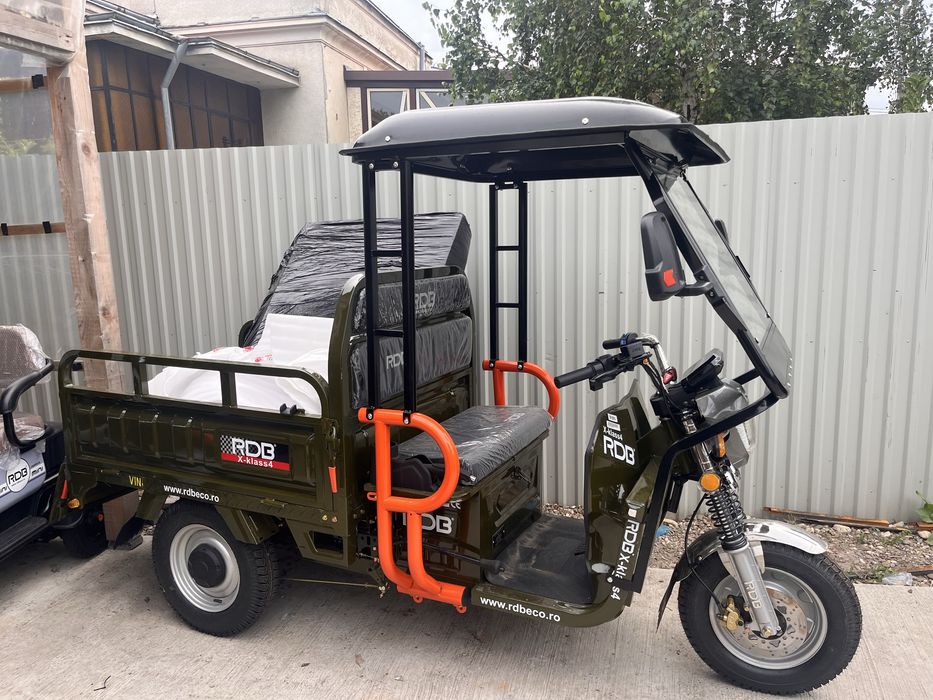 Triciclu RDB X-Klass 4 cu Cabina Noua