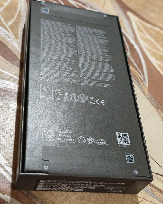 Samsung galaxy s25 Ultra Jet Black 512/12 Запечатан ! Гаранция!