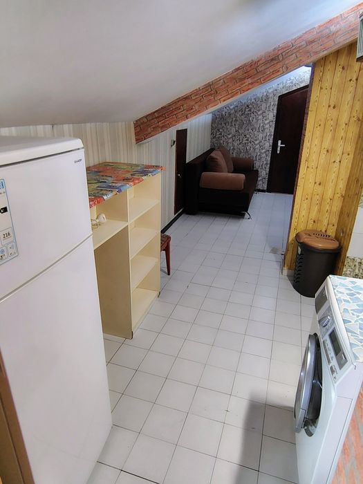 Ателие,таван под наем