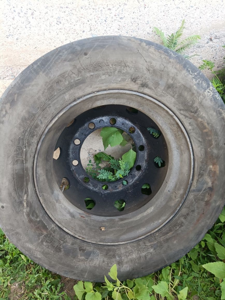 Бу балоны с диском 275/70 R 22.5