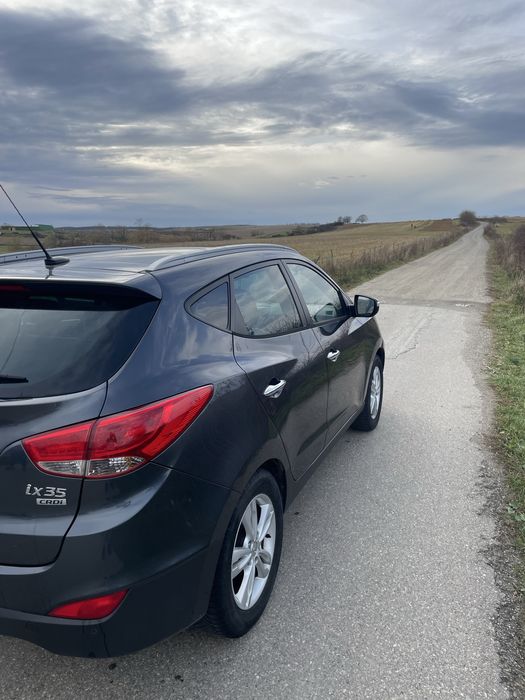 Vand sau schimb cu bmw sau mercedes